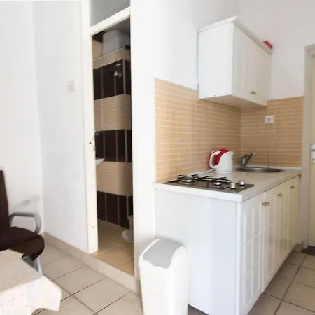 Apartment Lastro